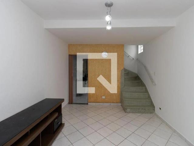Casa / Sobrado para Locação em São Paulo/SP Vila Constança 3 Quartos