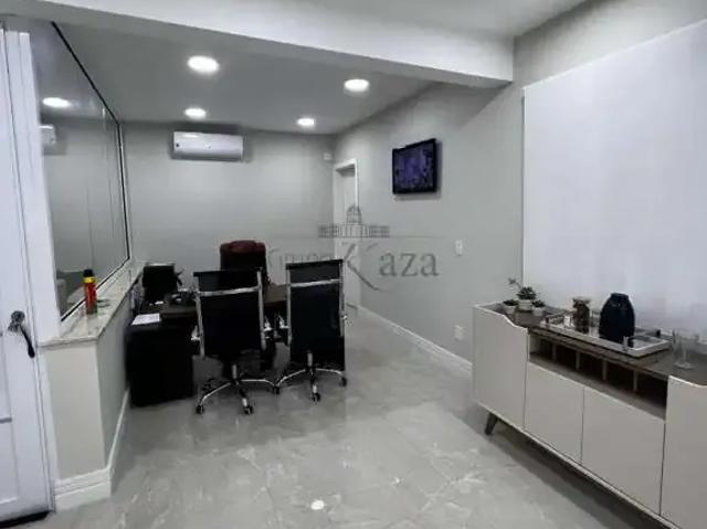 Casa / Sobrado para Locação em São Paulo/SP Vila Cordeiro 5 Quartos