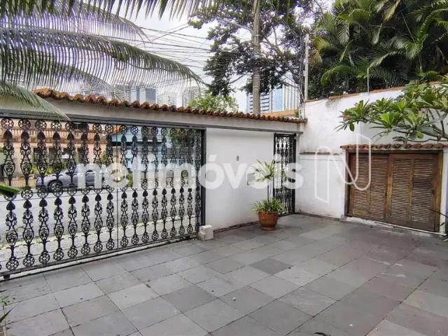 Casa / Sobrado para Locação em São Paulo/SP Vila Cordeiro 5 Quartos