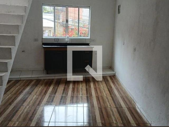 Casa / Sobrado para Locação em São Paulo/SP Vila Clara 2 Quartos