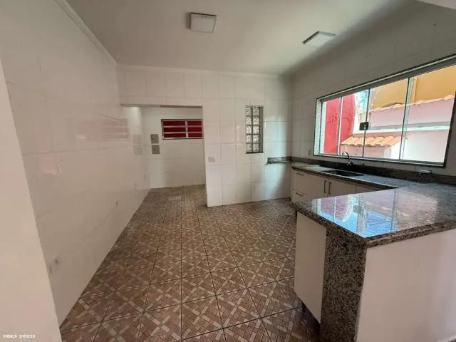 Casa / Sobrado para Locação em São Paulo/SP Vila Curuçá 3 Quartos