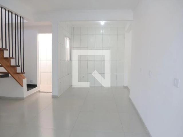 Casa / Sobrado para Locação em São Paulo/SP Vila Curuçá 2 Quartos