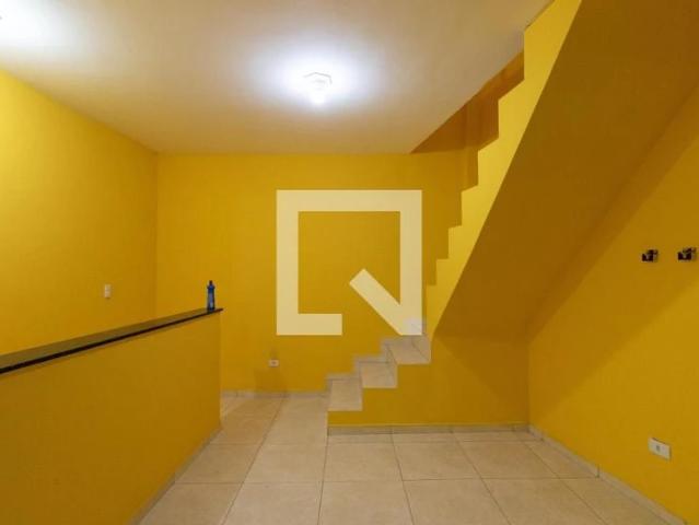 Casa / Sobrado para Locação em São Paulo/SP Vila Ede 2 Quartos