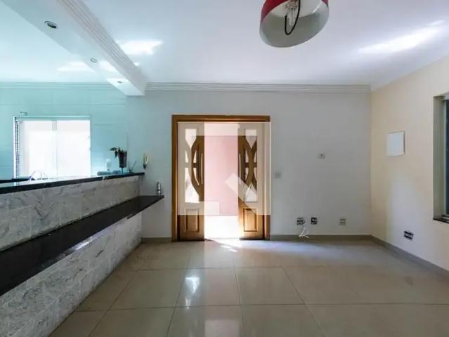 Casa / Sobrado para Locação em São Paulo/SP Vila Ema 3 Quartos