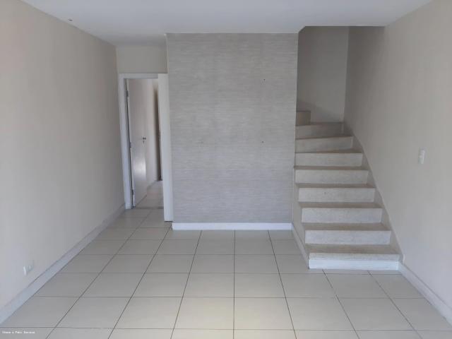 Casa / Sobrado para Locação em São Paulo/SP Vila Ema 2 Quartos