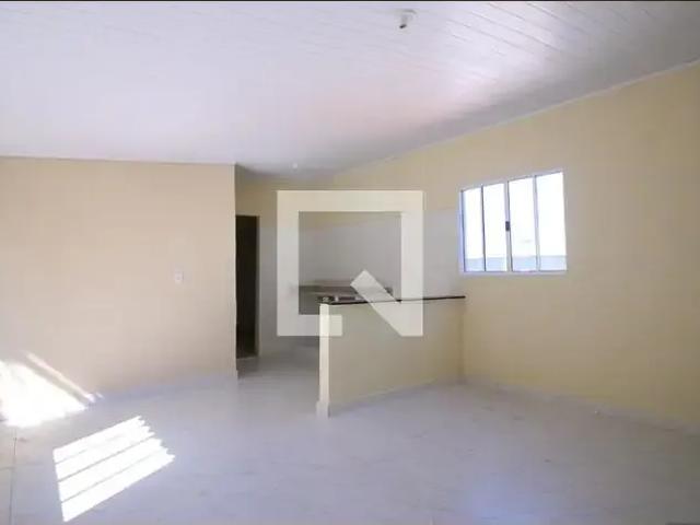 Casa / Sobrado para Locação em São Paulo/SP Vila Ema 2 Quartos