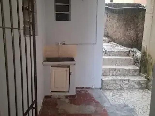 Casa / Sobrado para Locação em São Paulo/SP Vila Espanhola 1 Quartos