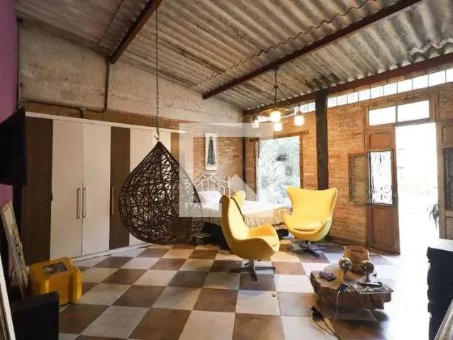 Casa / Sobrado para Locação em São Paulo/SP Vila Fidalgo 1 Quartos