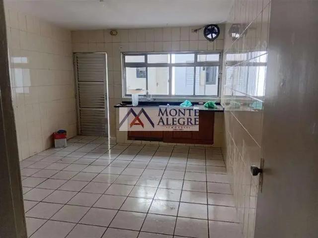 Casa / Sobrado para Locação em São Paulo/SP Vila Gertrudes 3 Quartos