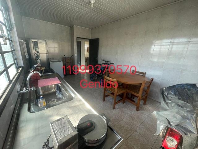 Casa / Sobrado para Locação em São Paulo/SP Vila Gomes 2 Quartos