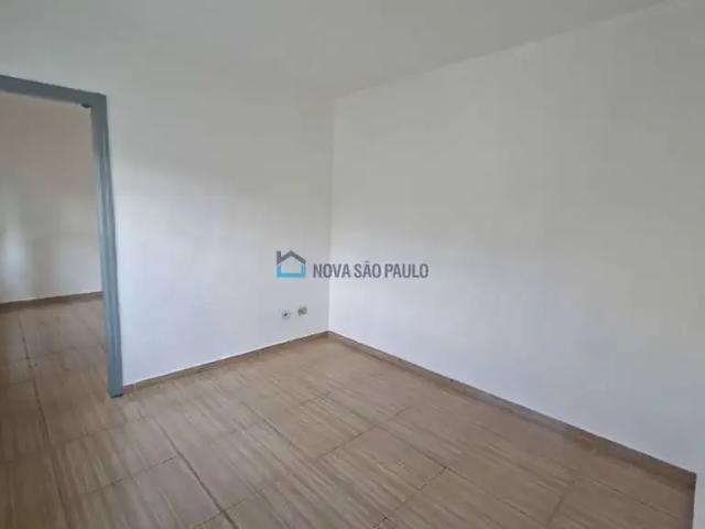 Casa / Sobrado para Locação em São Paulo/SP Vila Guarani 1 Quartos