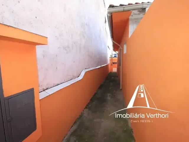 Casa / Sobrado para Locação em São Paulo/SP Vila Guarani 1 Quartos