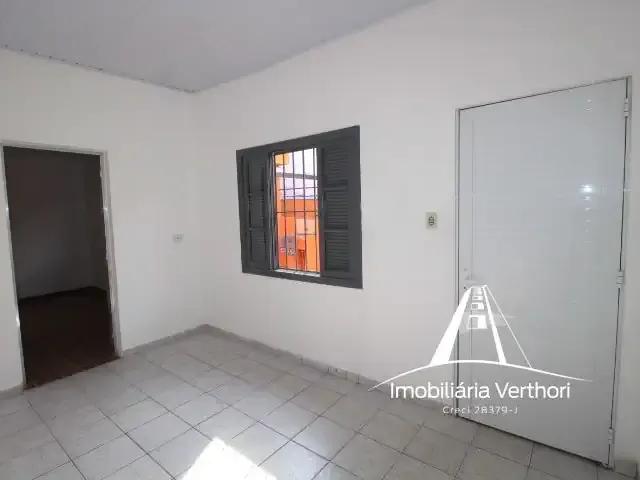 Casa / Sobrado para Locação em São Paulo/SP Vila Guarani 1 Quartos