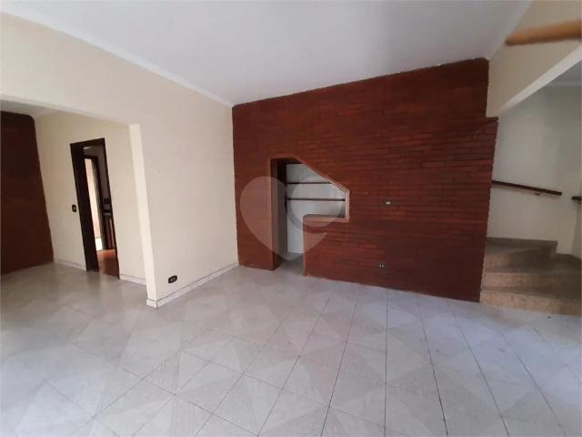 Casa / Sobrado para Locação em São Paulo/SP Vila Guarani 3 Quartos