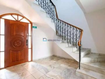 Casa / Sobrado para Locação em São Paulo/SP Vila Guarani 4 Quartos