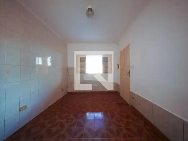 Casa / Sobrado para Locação em São Paulo/SP Vila Guilhermina 1 Quartos