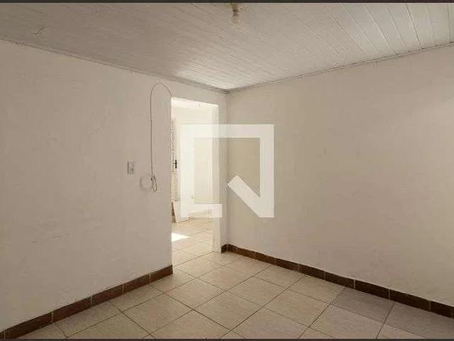 Casa / Sobrado para Locação em São Paulo/SP Vila Guilhermina 1 Quartos