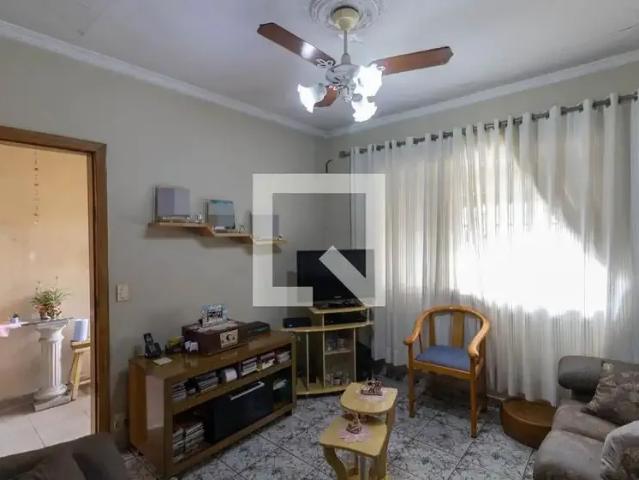 Casa / Sobrado para Locação em São Paulo/SP Vila Guilhermina 2 Quartos