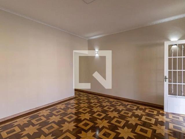 Casa / Sobrado para Locação em São Paulo/SP Vila Guilhermina 3 Quartos