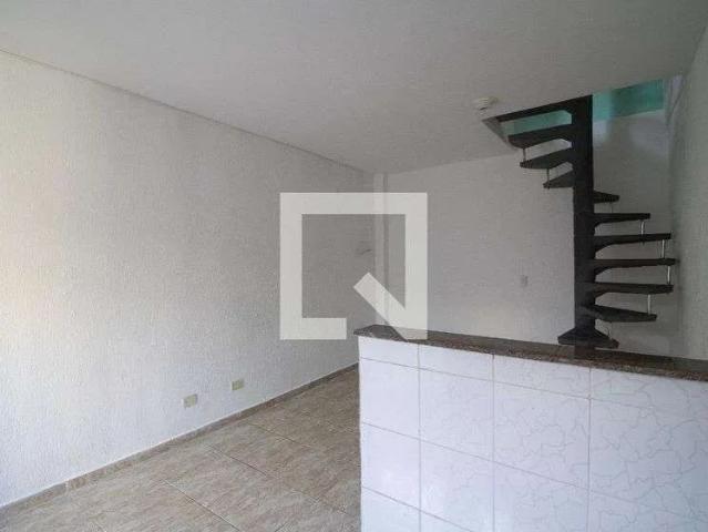 Casa / Sobrado para Locação em São Paulo/SP Vila Gustavo 1 Quartos