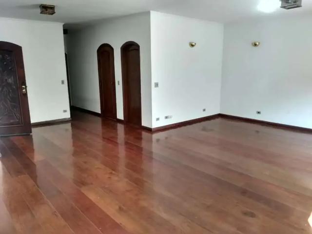 Casa / Sobrado para Locação em São Paulo/SP Vila Irmãos Arnoni 4 Quartos