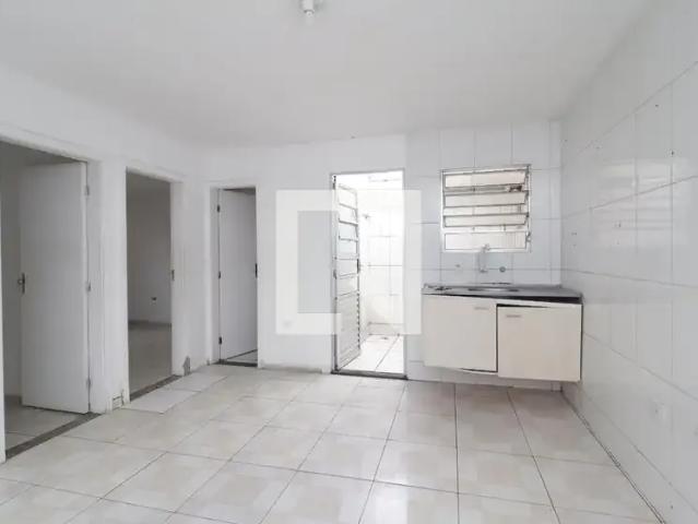 Casa / Sobrado para Locação em São Paulo/SP Vila Jacuí 2 Quartos