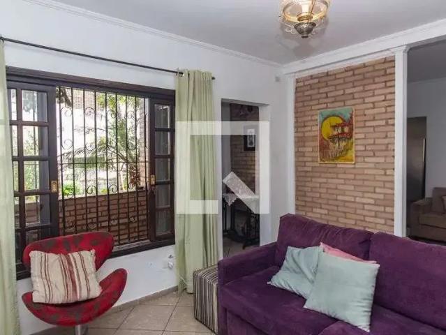 Casa / Sobrado para Locação em São Paulo/SP Vila Jacuí 3 Quartos