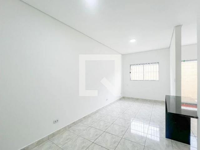 Casa / Sobrado para Locação em São Paulo/SP Vila Mangalot 1 Quartos
