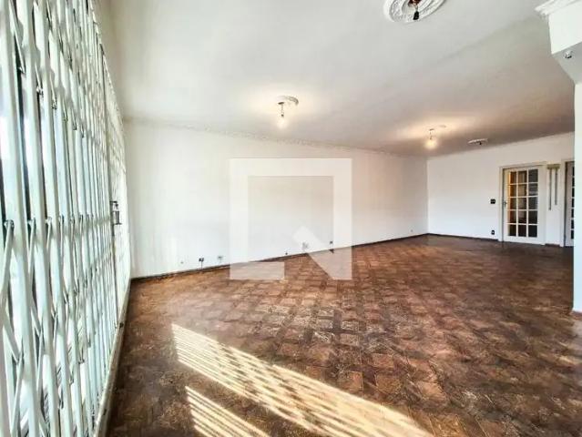 Casa / Sobrado para Locação em São Paulo/SP Vila Madalena 4 Quartos