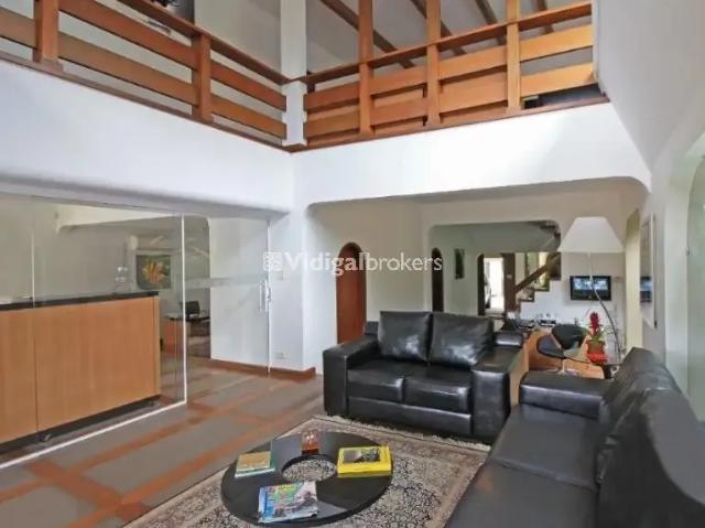 Casa / Sobrado para Locação em São Paulo/SP Vila Madalena 5 Quartos