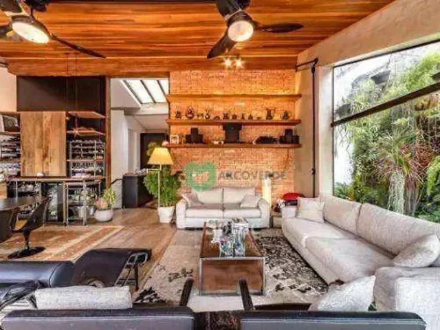 Casa / Sobrado para Locação em São Paulo/SP Vila Madalena 3 Quartos