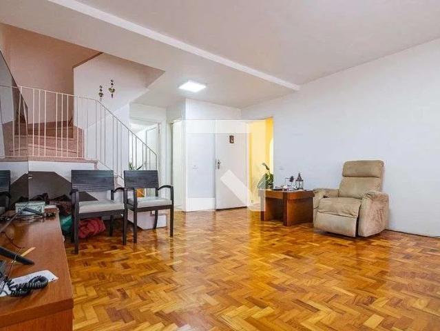 Casa / Sobrado para Locação em São Paulo/SP Vila Madalena 3 Quartos