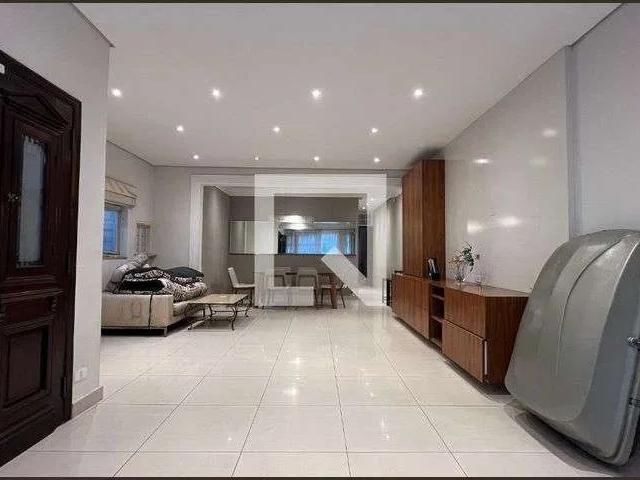 Casa / Sobrado para Locação em São Paulo/SP Vila Madalena 3 Quartos