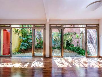 Casa / Sobrado para Locação em São Paulo/SP Vila Madalena 3 Quartos