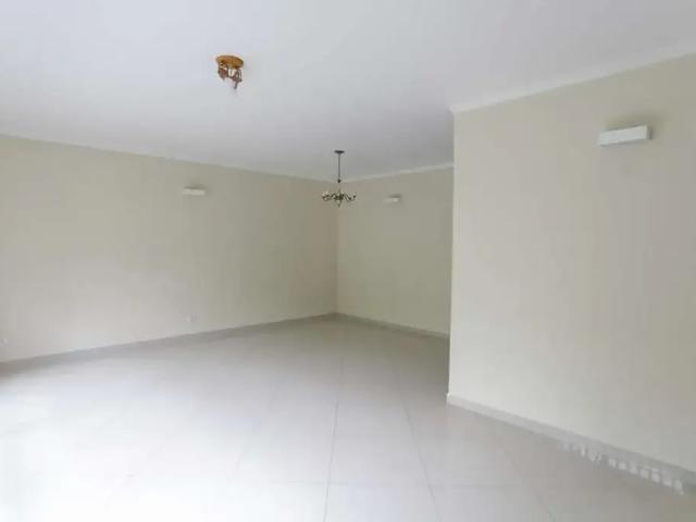 Casa / Sobrado para Locação em São Paulo/SP Vila Madalena 3 Quartos