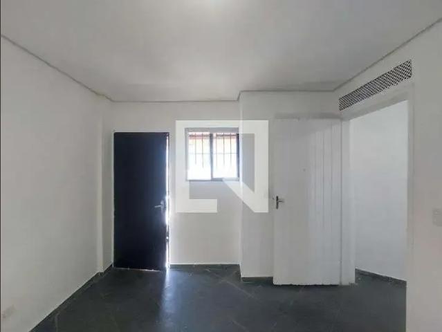 Casa / Sobrado para Locação em São Paulo/SP Vila Marari 1 Quartos