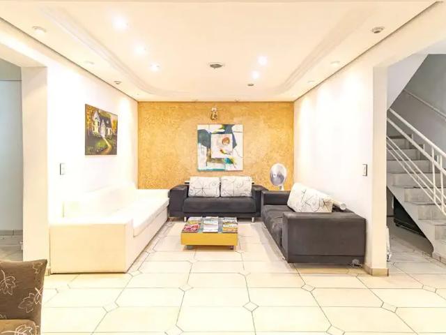 Casa / Sobrado para Locação em São Paulo/SP Vila Mariana