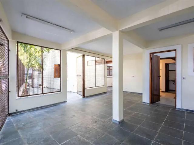 Casa / Sobrado para Locação em São Paulo/SP Paraíso 4 Quartos
