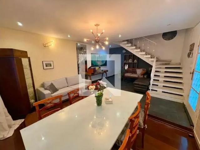 Casa / Sobrado para Locação em São Paulo/SP Vila Mariana 4 Quartos