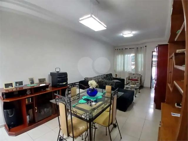 Casa / Sobrado para Locação em São Paulo/SP Vila Matilde 3 Quartos