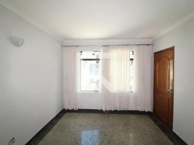 Casa / Sobrado para Locação em São Paulo/SP Vila Mazzei 3 Quartos