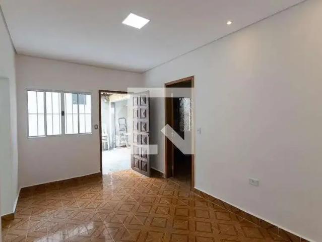 Casa / Sobrado para Locação em São Paulo/SP Vila Mazzei 1 Quartos