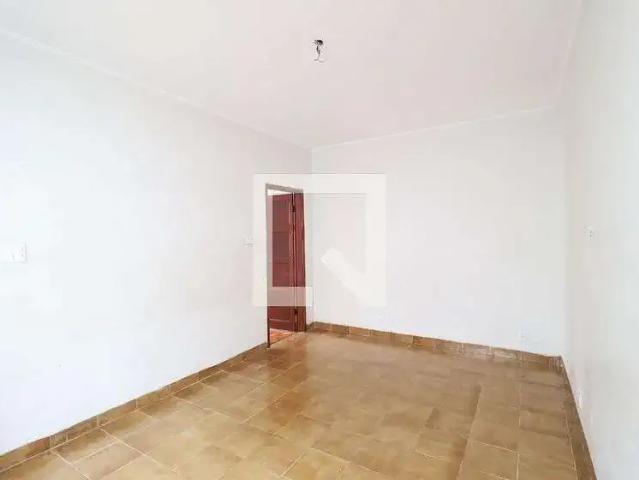 Casa / Sobrado para Locação em São Paulo/SP Vila Mazzei 2 Quartos