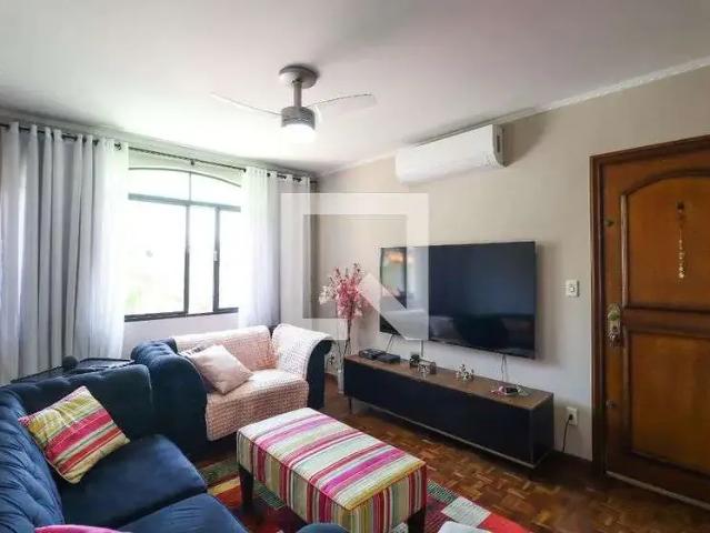 Casa / Sobrado para Locação em São Paulo/SP Vila Mazzei 5 Quartos