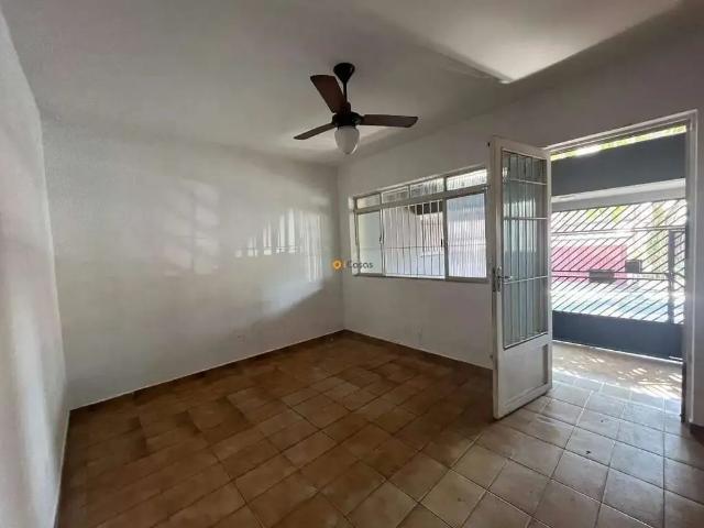 Casa / Sobrado para Locação em São Paulo/SP Vila Monumento 2 Quartos