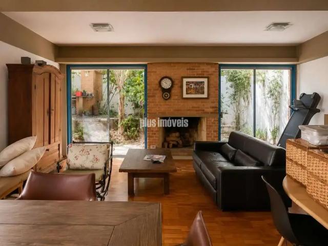 Casa / Sobrado para Locação em São Paulo/SP Vila Nova Caledônia 3 Quartos