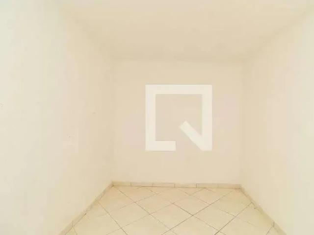 Casa / Sobrado para Locação em São Paulo/SP Vila Nova Galvão 1 Quartos