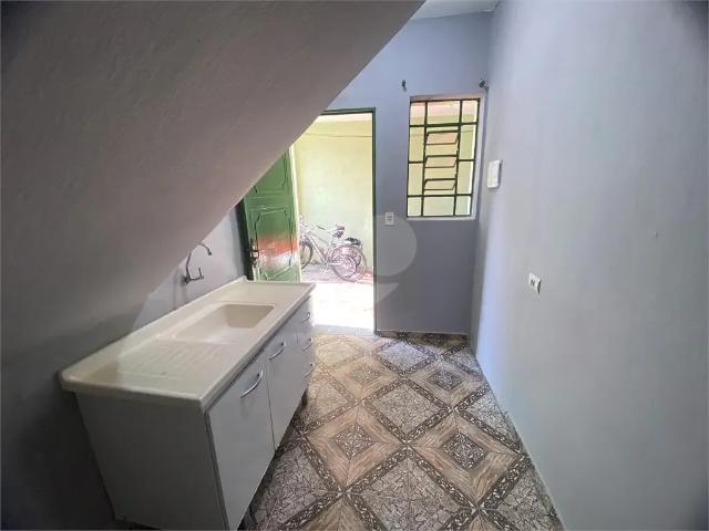 Casa / Sobrado para Locação em São Paulo/SP Vila Paulo Silas 1 Quartos
