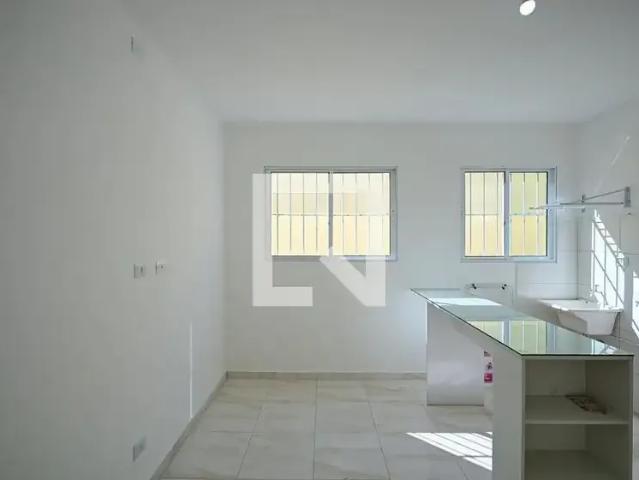 Casa / Sobrado para Locação em São Paulo/SP Vila Pirajussara 1 Quartos