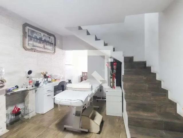 Casa / Sobrado para Locação em São Paulo/SP Vila Princesa Isabel 2 Quartos